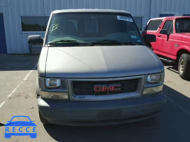 2002 GMC SAFARI 1GTDM19X52B500688 image 8