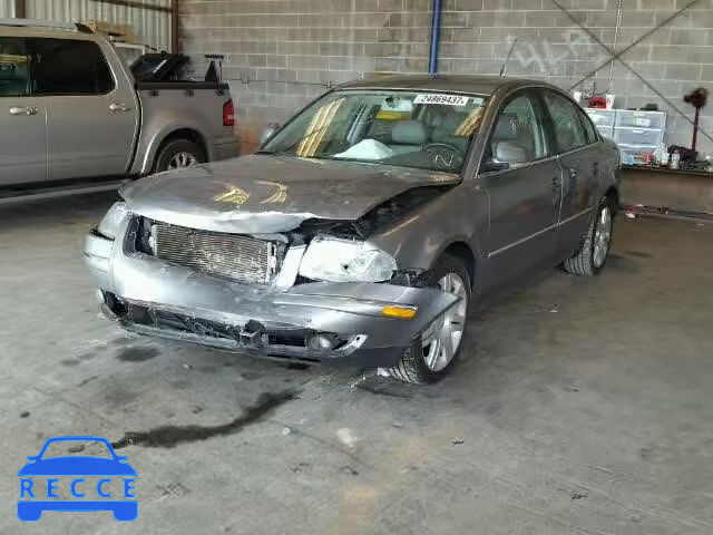 2005 VOLKSWAGEN PASSAT GLX WVWRU63B75E060959 image 1