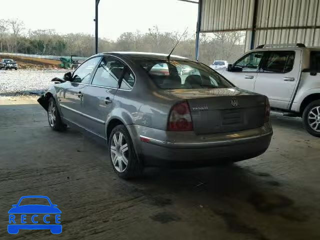 2005 VOLKSWAGEN PASSAT GLX WVWRU63B75E060959 зображення 2