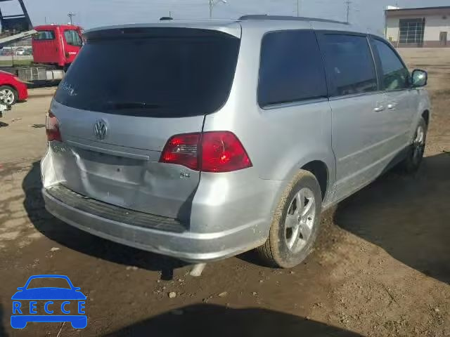 2011 VOLKSWAGEN ROUTAN SE 2V4RW3DGXBR772647 зображення 3