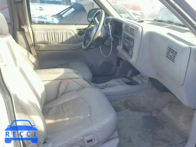 1995 GMC JIMMY 1GKDT13W0S2546744 image 4