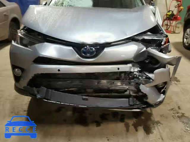 2017 TOYOTA RAV4 HV LE JTMRJREVXHD072616 Bild 6