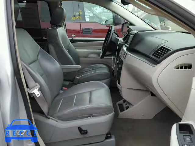 2009 VOLKSWAGEN ROUTAN SEL 2V8HW64X89R522538 image 4