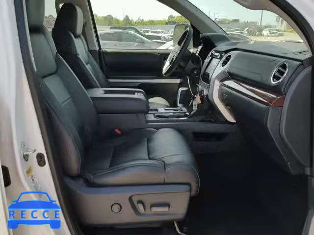2017 TOYOTA TUNDRA CREWMAX 5TFHW5F17HX592675 зображення 4