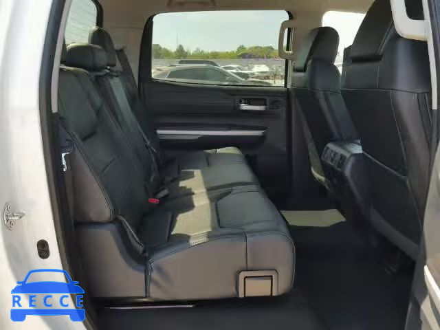 2017 TOYOTA TUNDRA CREWMAX 5TFHW5F17HX592675 зображення 5