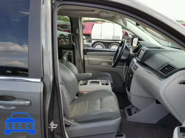 2010 VOLKSWAGEN ROUTAN SEL 2V4RW5DX7AR236961 зображення 4