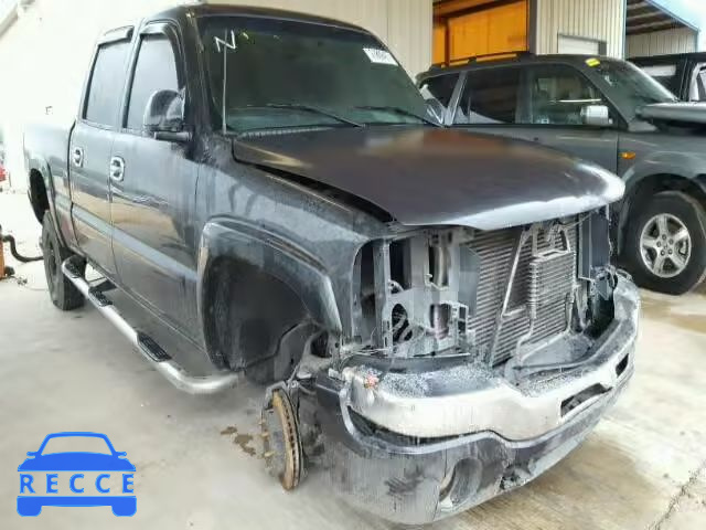 2004 GMC SIERRA C25 1GTHC23164F159859 image 0