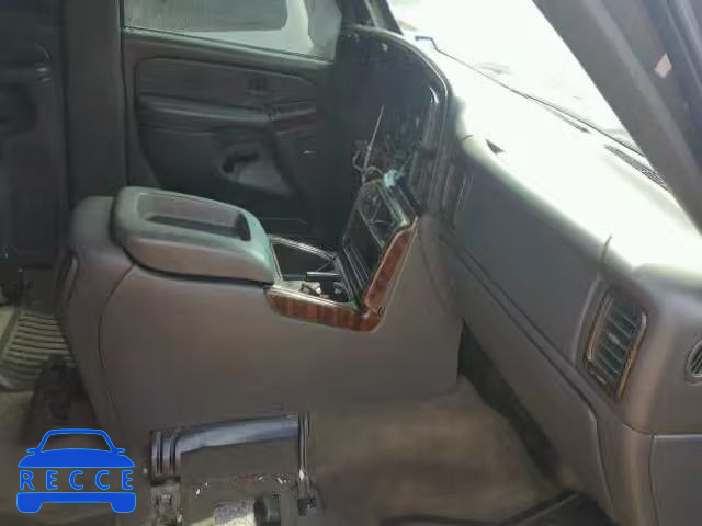 2004 GMC SIERRA C25 1GTHC23164F159859 image 4