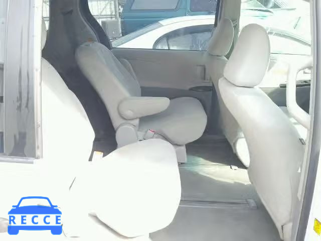2011 TOYOTA SIENNA 5TDZK3DCXBS033613 image 5