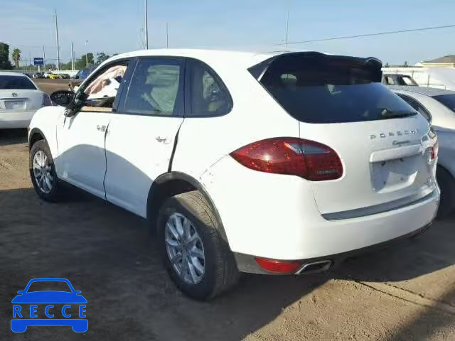 2013 PORSCHE CAYENNE WP1AA2A27DLA02621 Bild 2