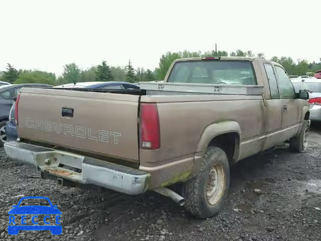 1997 CHEVROLET K2500 1GCGK29R9VE230622 Bild 3