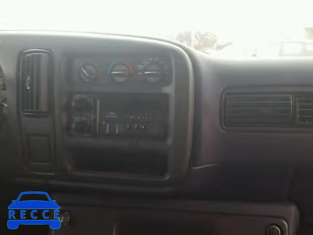 2000 CHEVROLET EXPRESS G1 1GCFG15M3Y1128858 image 8