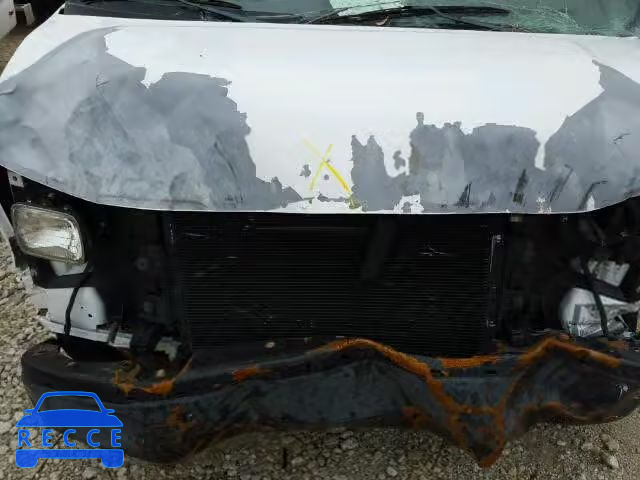 2005 CHEVROLET EXPRESS CU 1GBHG31V851224259 Bild 6