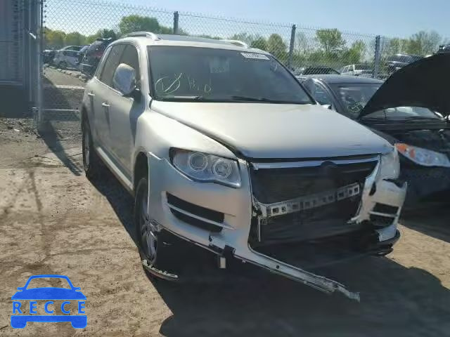 2009 VOLKSWAGEN TOUAREG 2 WVGBE77L29D018245 image 0
