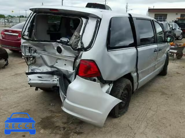 2010 VOLKSWAGEN ROUTAN S 2V4RW4D14AR388590 image 3