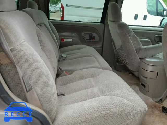 1997 GMC YUKON 1GKEK13RXVJ750138 зображення 5