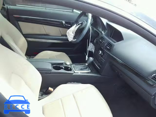 2011 MERCEDES-BENZ E550 WDDKJ7CB8BF067723 image 4