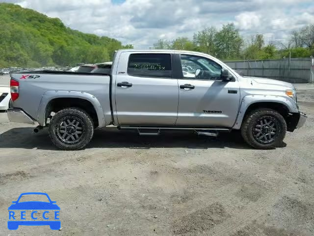2017 TOYOTA TUNDRA CREWMAX 5TFDW5F14HX615621 зображення 8