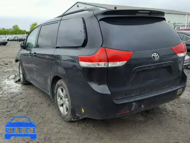 2011 TOYOTA SIENNA 5TDZK3DC7BS002187 image 2