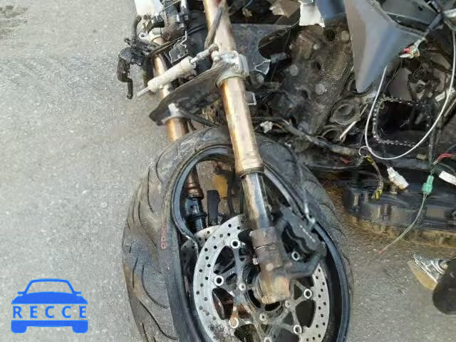 2004 SUZUKI GSX-R1000 JS1GT75A142106851 image 8