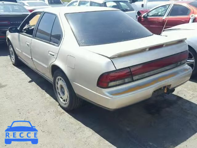 1992 NISSAN MAXIMA SE JN1EJ01F9NT101150 image 2