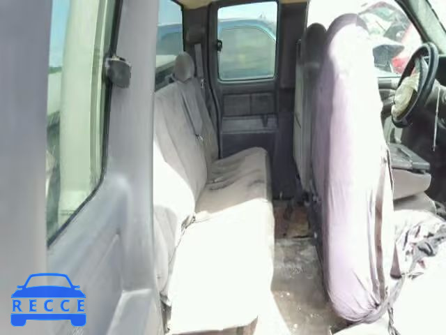 2006 GMC SIERRA C25 1GTHC29U56E203666 Bild 5