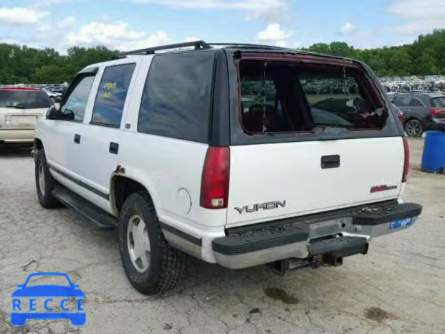 1997 GMC YUKON 1GKEK13R6VJ706332 image 2