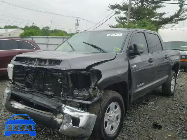 2017 TOYOTA TUNDRA CREWMAX 5TFDW5F10HX583413 Bild 1