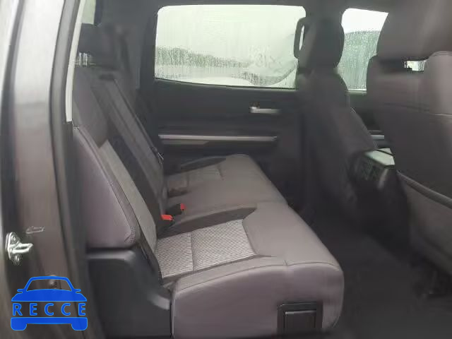 2017 TOYOTA TUNDRA CREWMAX 5TFDW5F10HX583413 зображення 5