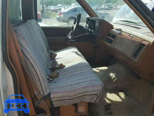 1989 CHEVROLET C2500 1GCFC24K9KZ121228 Bild 4