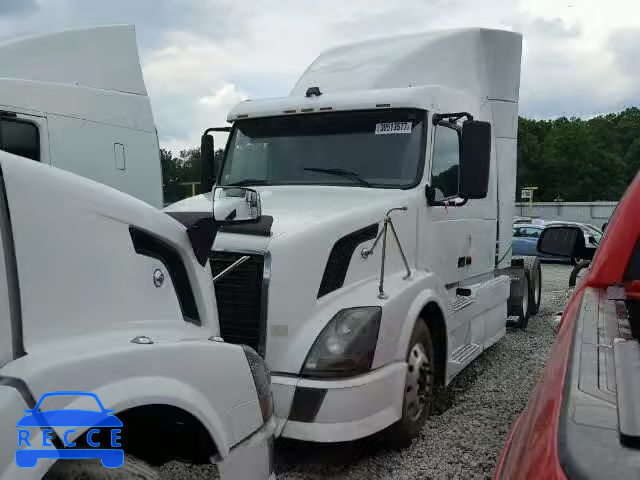 2008 VOLVO VNL 4V4NC9GH48N484299 image 1