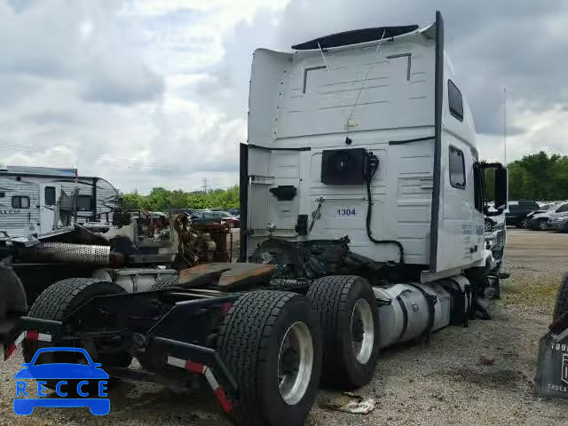 2017 VOLVO VNL 4V4NC9EH1HN949656 image 3