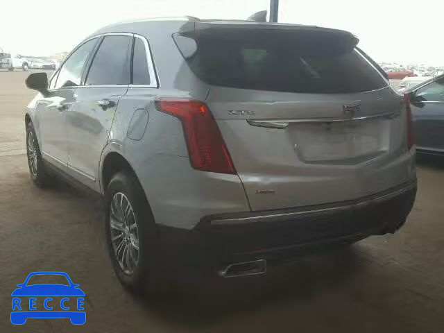 2017 CADILLAC XT5 LUXURY 1GYKNDRS0HZ227048 image 2