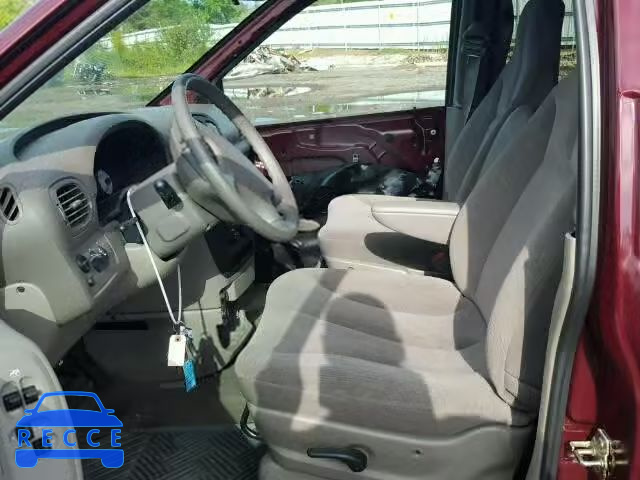 2003 CHRYSLER VOYAGER LX 1C4GJ45343B134508 image 4