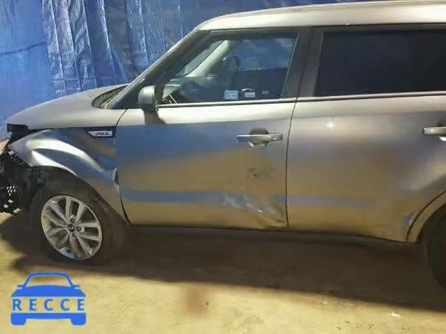 2017 KIA SOUL + KNDJP3A57H7435452 Bild 8