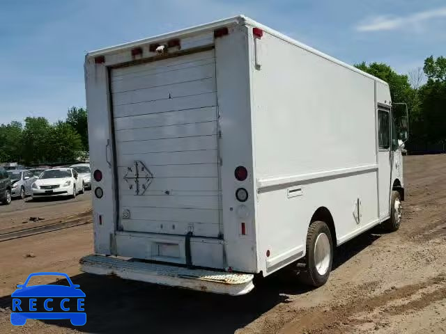 2001 FREIGHTLINER M LINE WAL 4UZAANBW91CH52830 Bild 3