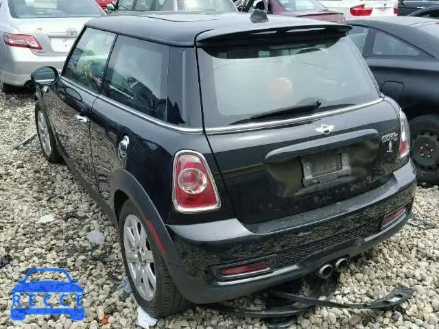 2011 MINI COOPER S WMWSV3C59BTY13421 image 2