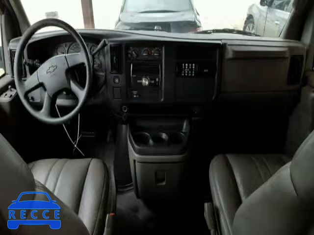 2007 CHEVROLET EXPRESS G3 1GCHG39U771174027 image 8