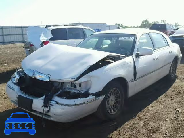 1998 LINCOLN TOWN CAR 1LNFM82W2WY609515 image 1