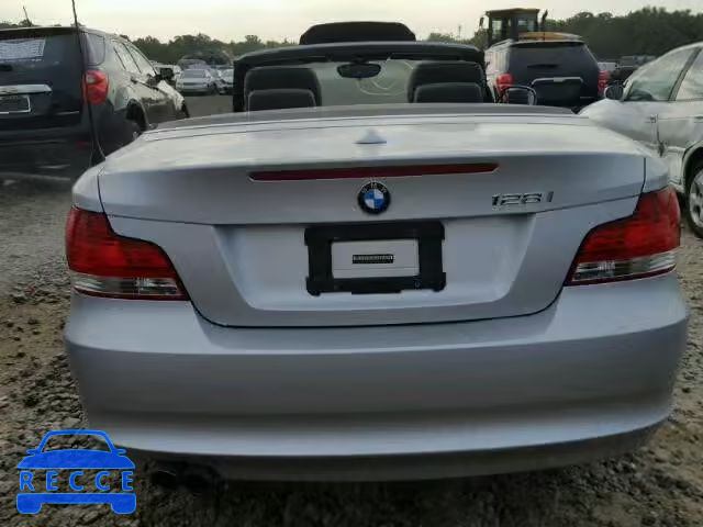 2011 BMW 128I WBAUN1C56BVH83430 Bild 8