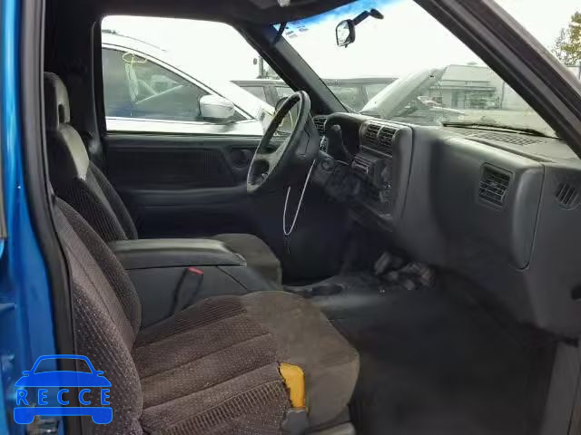 1995 GMC JIMMY 1GKDT13W6S2557702 image 4