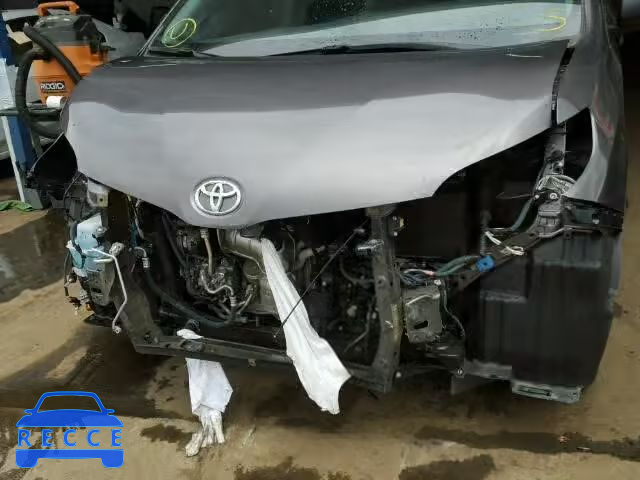 2015 TOYOTA SIENNA 5TDZK3DC7FS596186 image 9