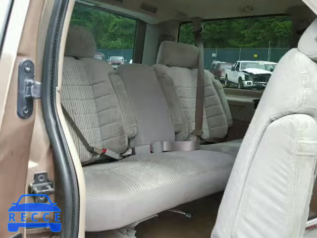 2002 GMC SAFARI 1GKEL19X72B507508 Bild 8