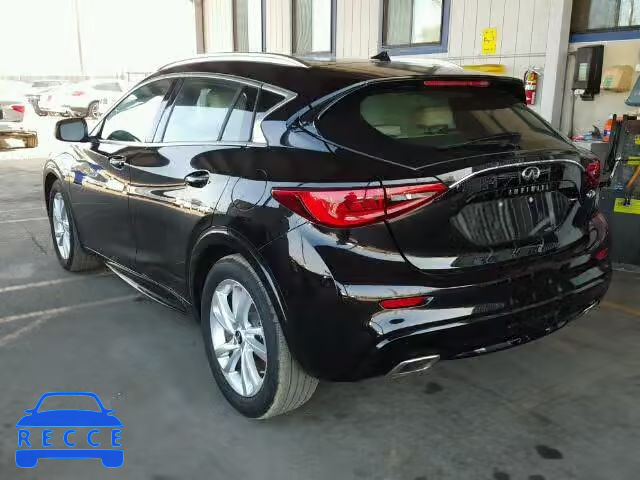 2017 INFINITI QX30 BASE SJKCH5CP9HA015367 image 2