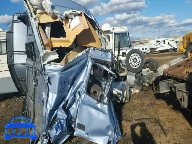 2015 VOLVO VNL 4V4NC9EH9FN921861 image 9