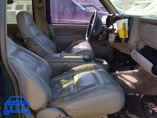 1997 CHEVROLET SUBURBAN C 1GNEC16R8VJ404455 image 4