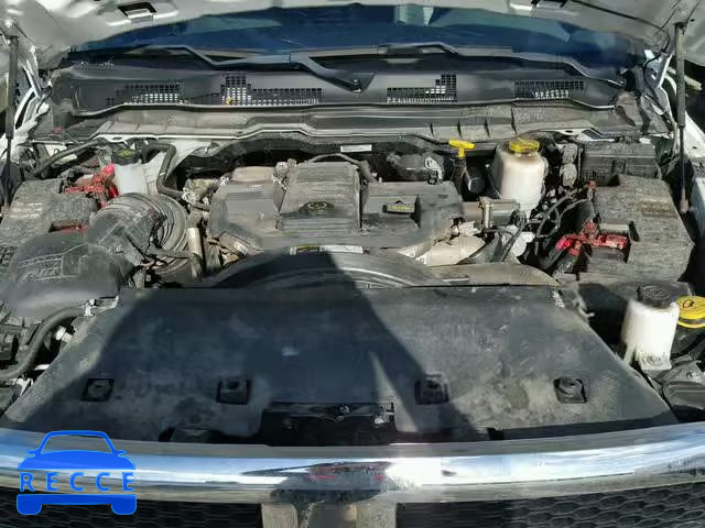 2016 RAM 5500 3C7WRMFL4GG307852 Bild 6