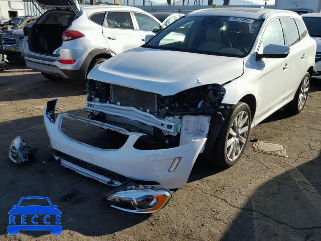 2017 VOLVO XC60 T5 YV440MDU3H2047560 image 1