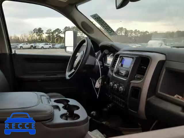2016 RAM 5500 3C7WRNEL8GG253611 Bild 4