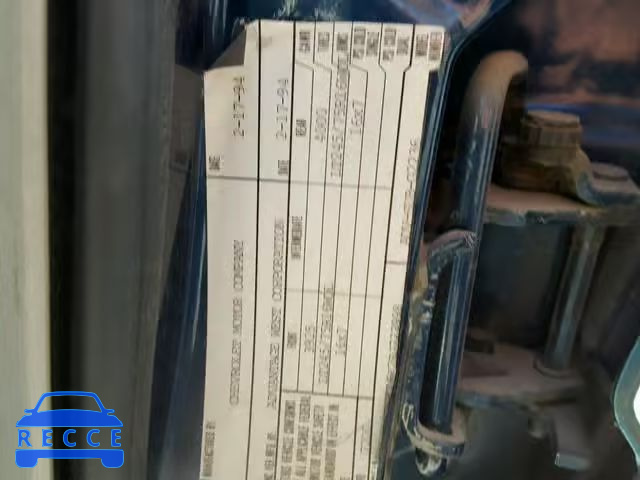 1994 GMC SUBURBAN K 1GDFK16K2RJ723998 Bild 9